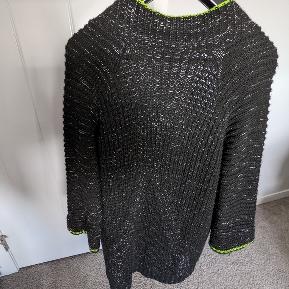 Chunky knit cardigan. Black long cardigan with yellow accents - Picture 5 of 5